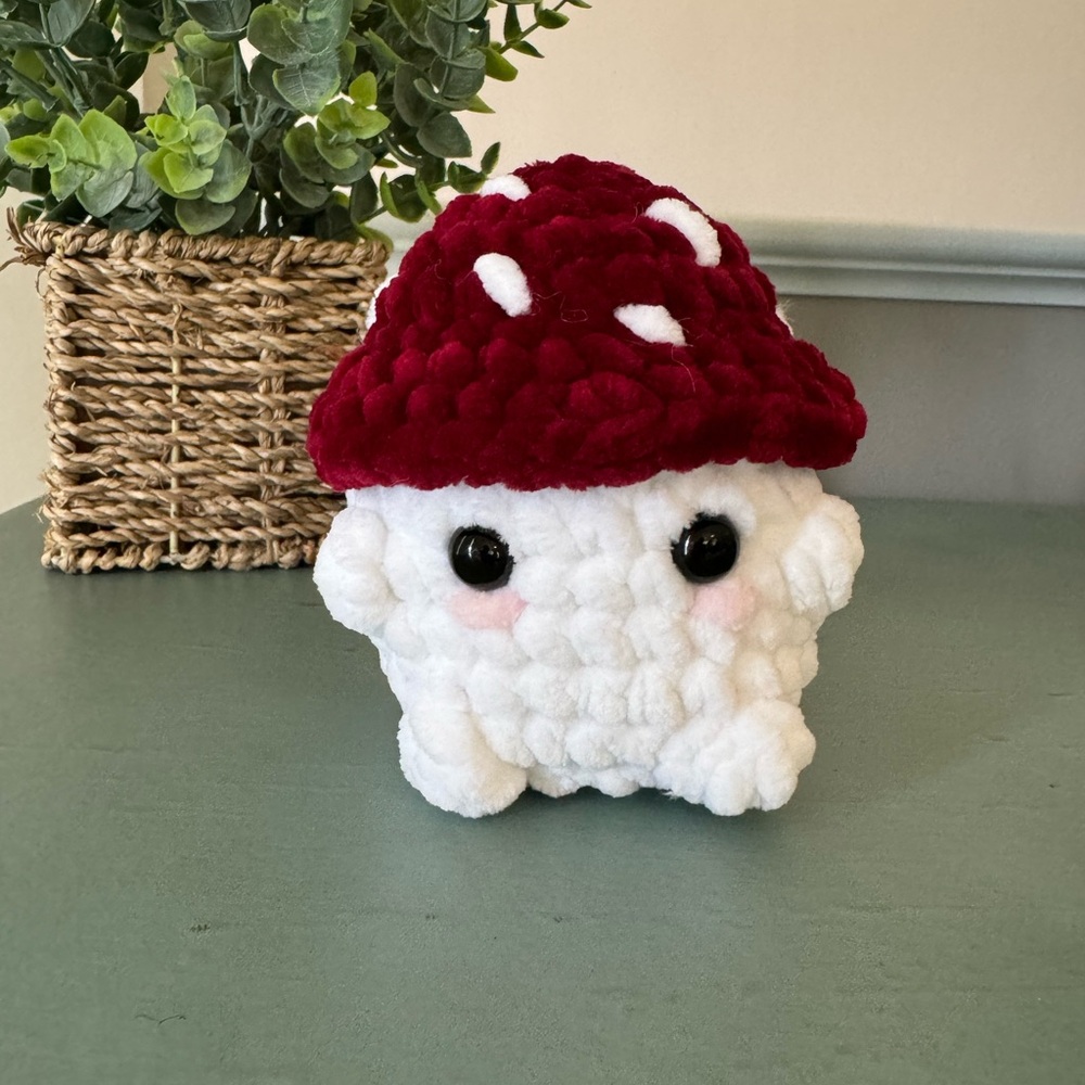 Crochet mushroom boi plushie